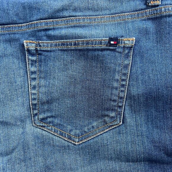 Tommy Hilfiger Womens Jean‎ Shorts Size 16 Blue Denim Rolled Cuff Hem - Picture 11 of 11